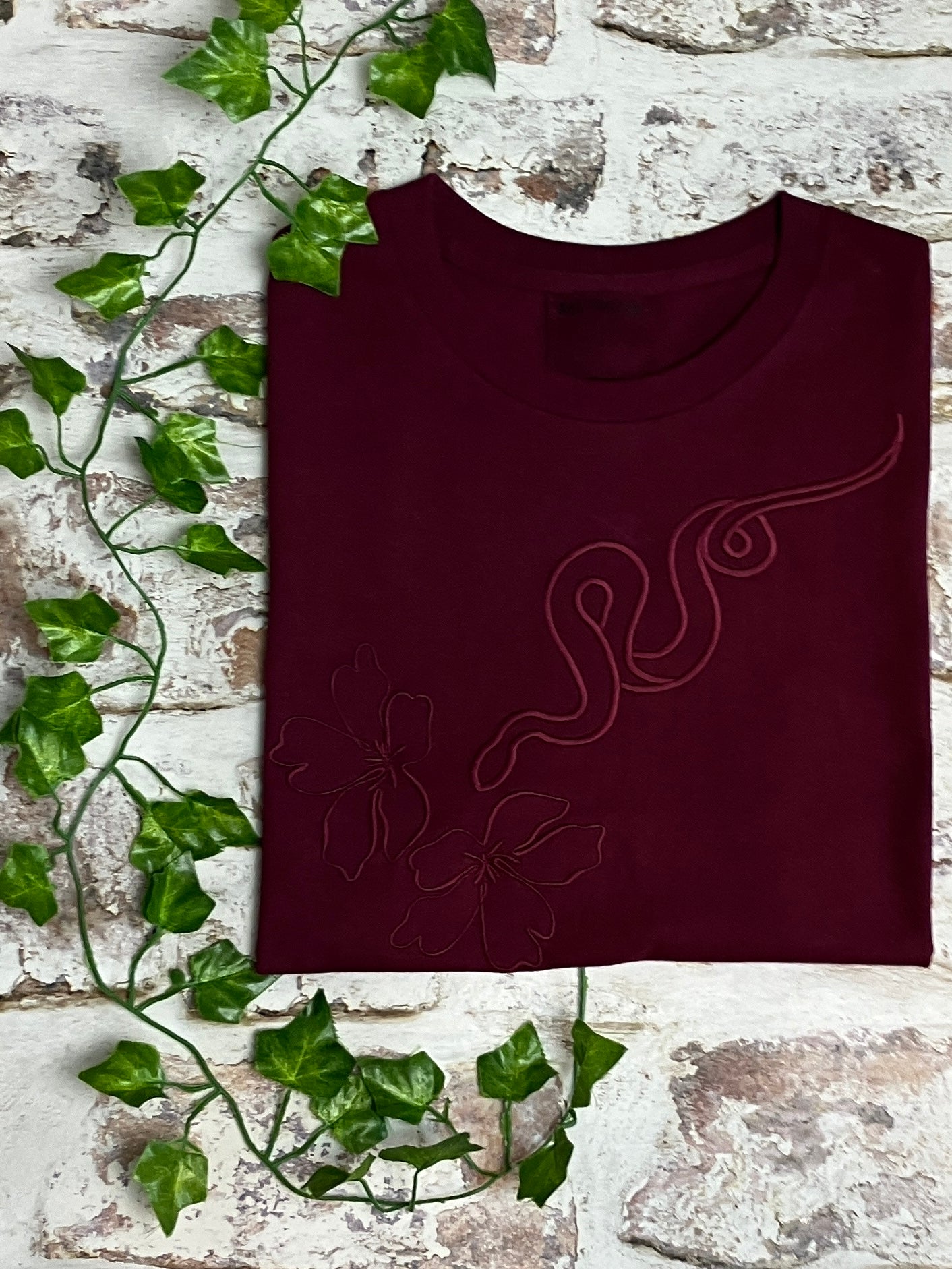 The Embroidered snake and flowers t-shirt