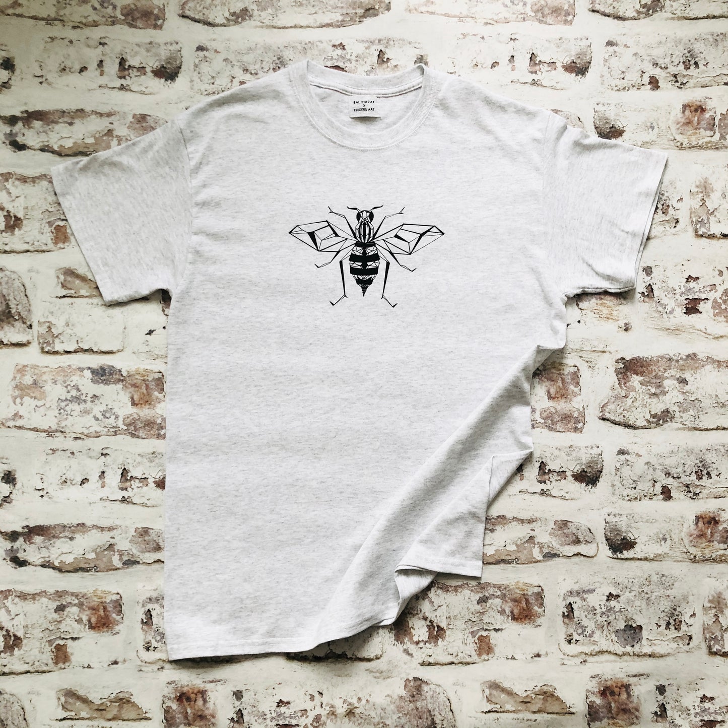 Graphic Bee t-shirt