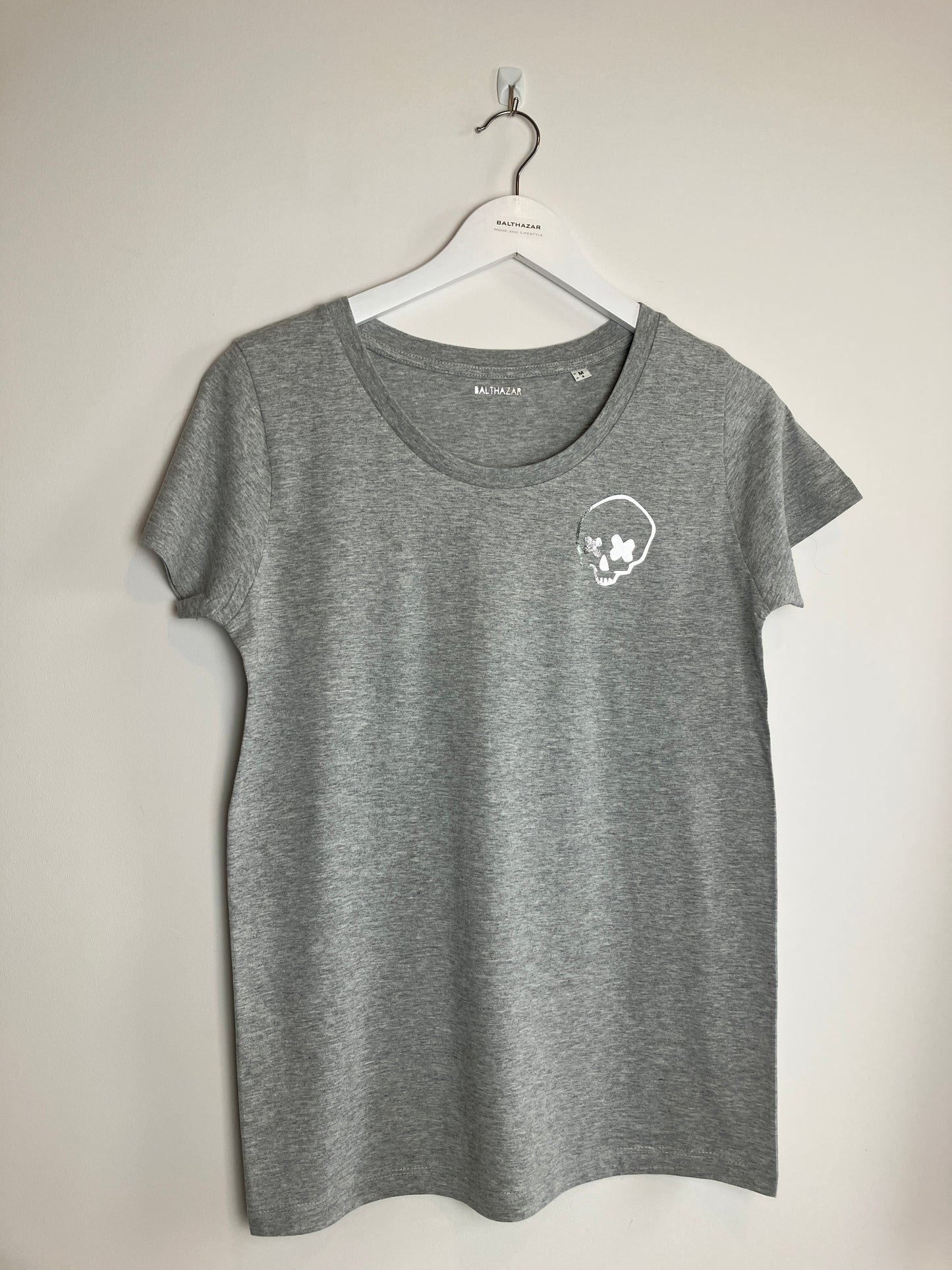 Miniature cross eyed skull t-shirt