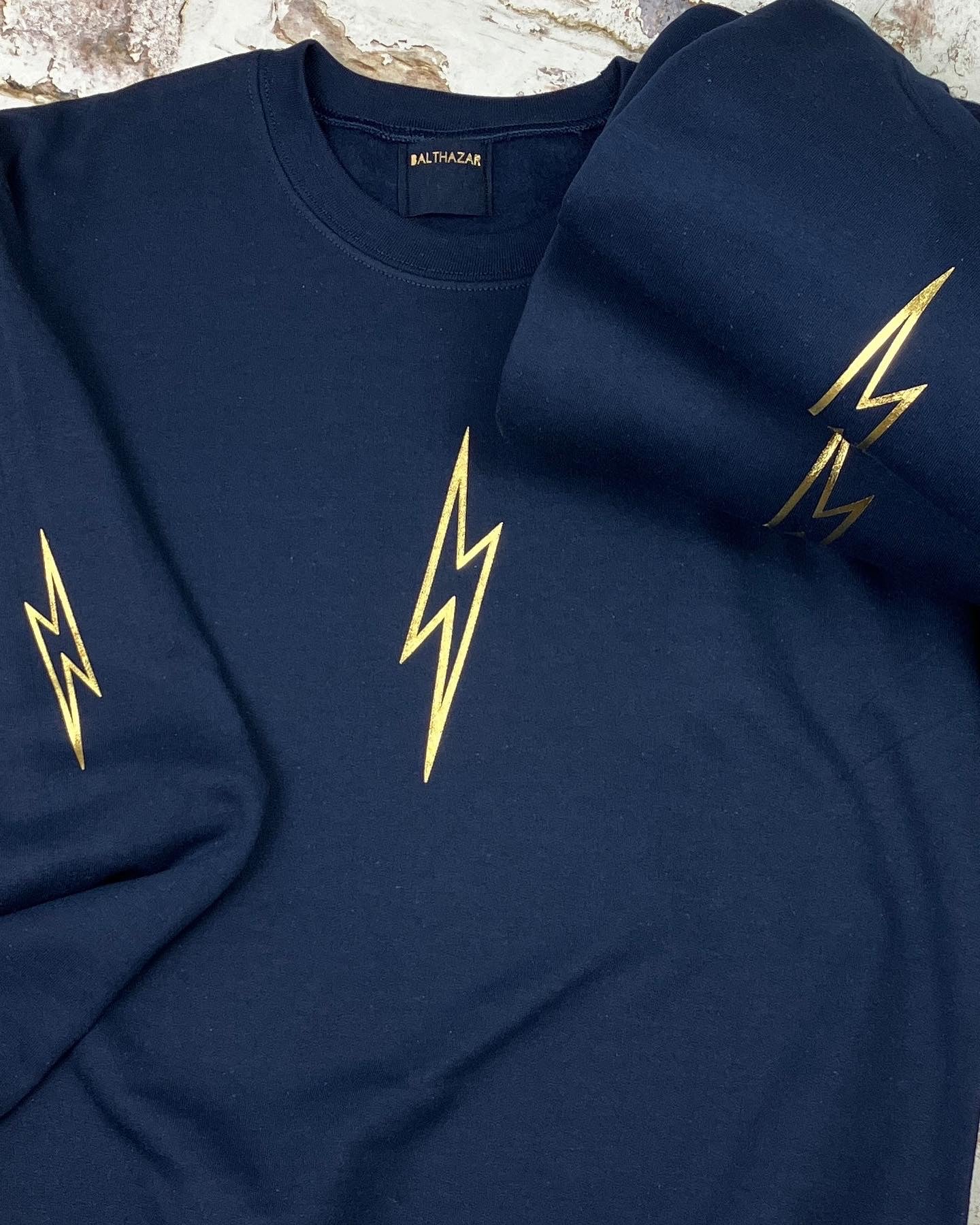 Outline lightning bolt sweatshirt - unisex geometric design