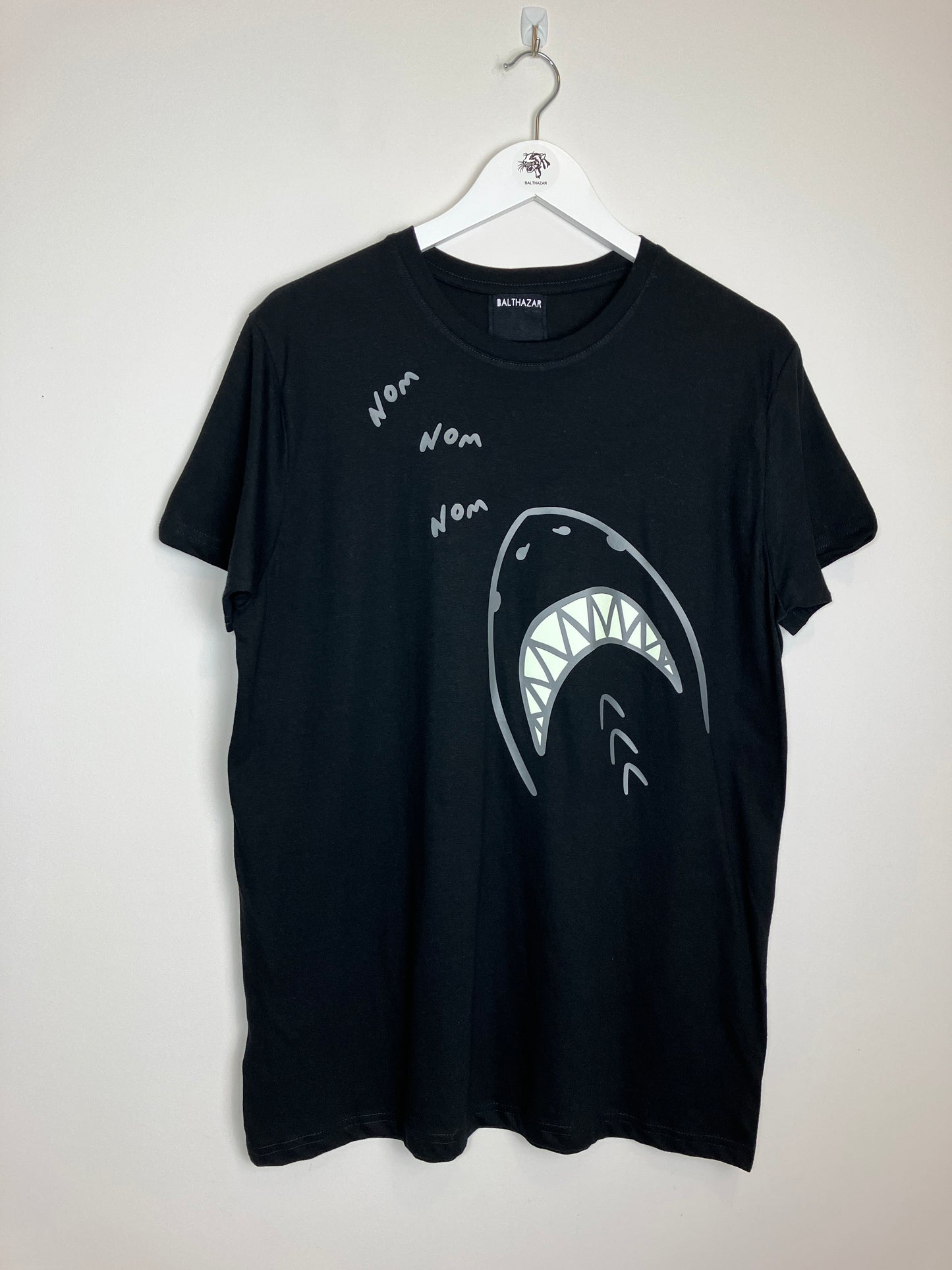 Mega Shark t-shirt - Novelty design