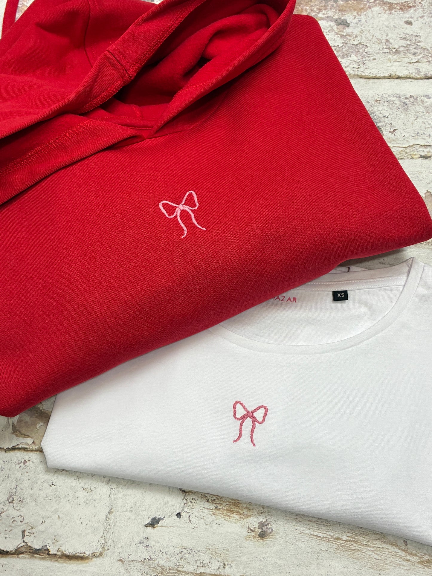 Cropped oversized Embroidered miniature bow hoodie - Customisable