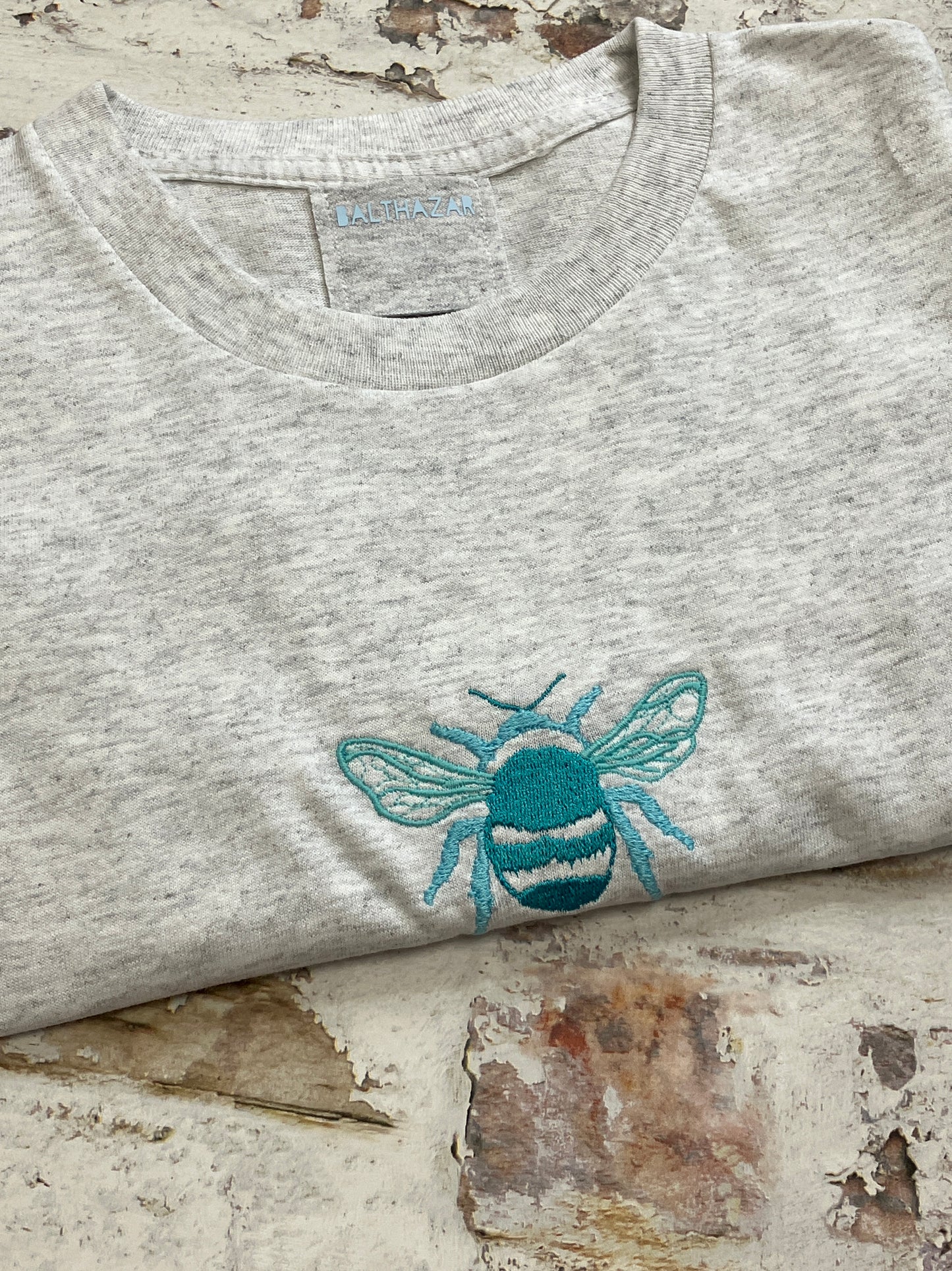 Embroidered Bee t-shirt - customisable