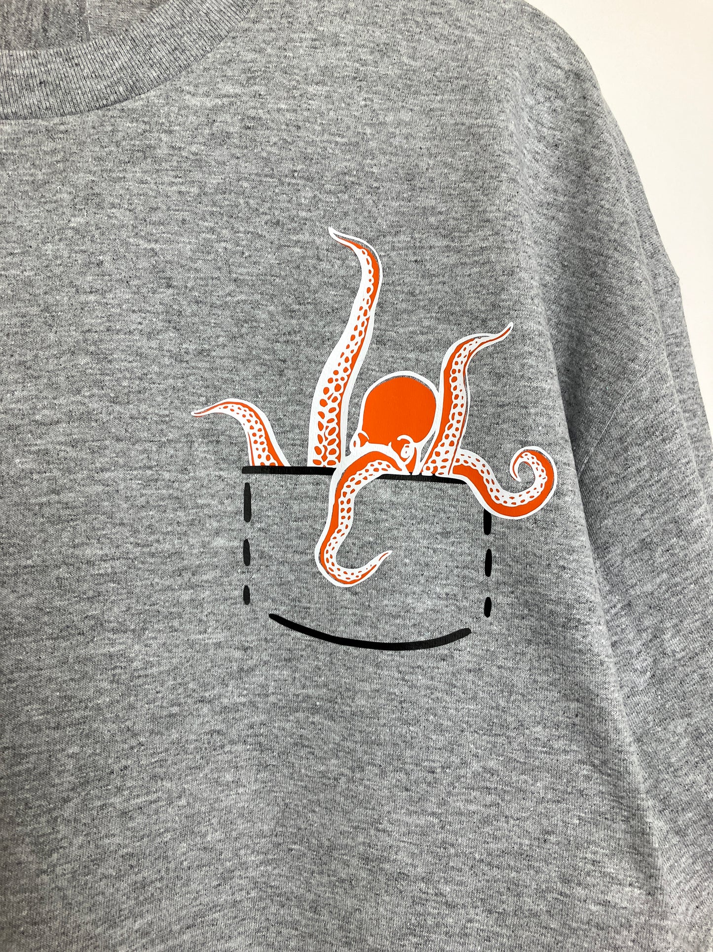 Pocket Octopus T-shirt - Mid Grey Sample XL