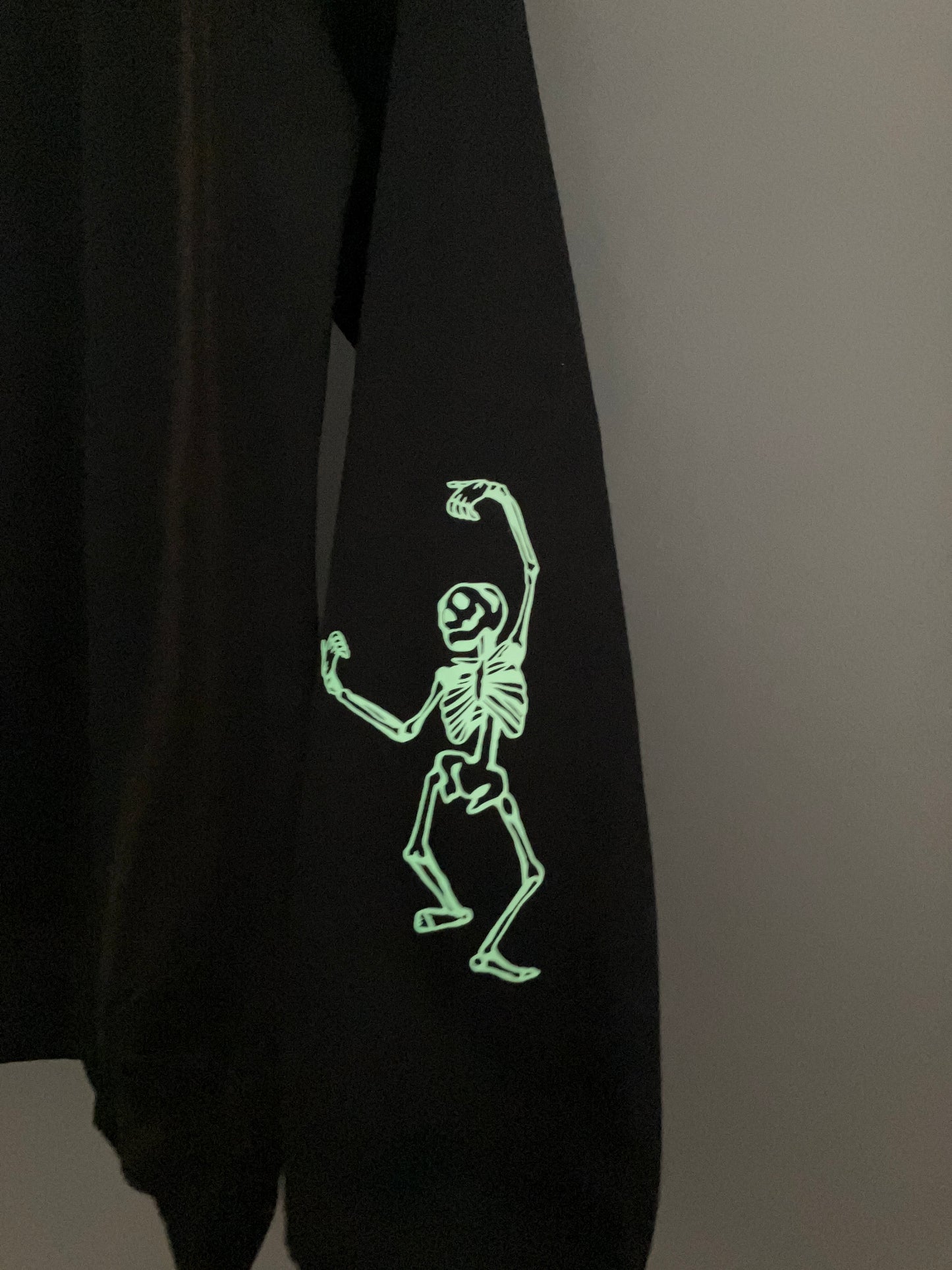 Dancing Skeleton Glow in the dark sleeved sweatshirt - Gothic