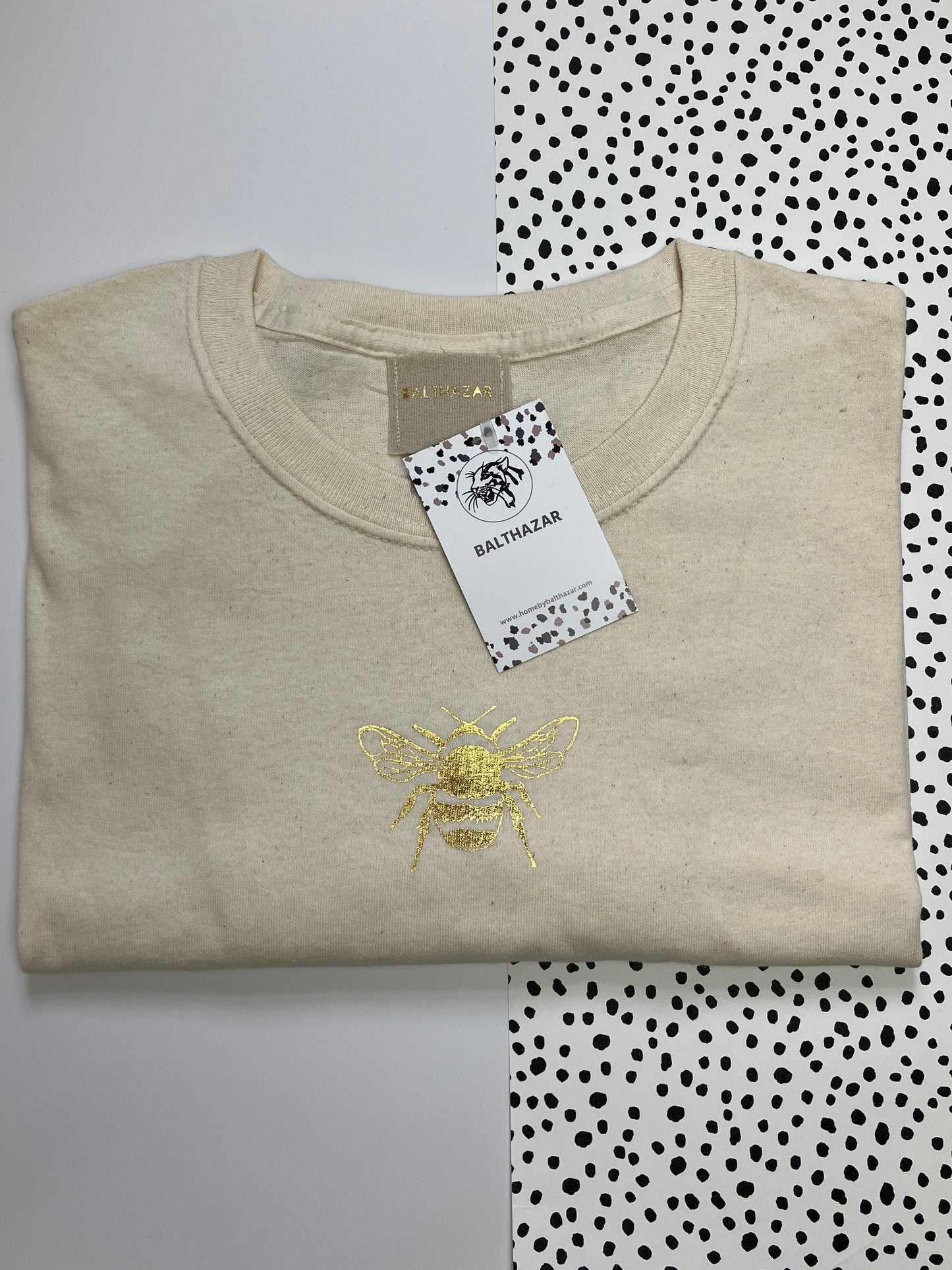 Gold Bee t-shirt- Biscuit - large