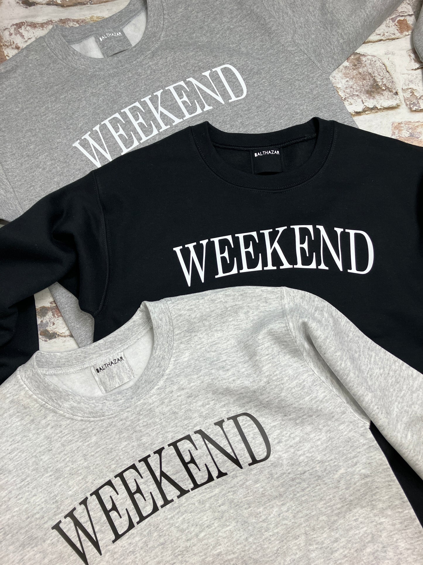 Weekend sweatshirt - customisable casual style